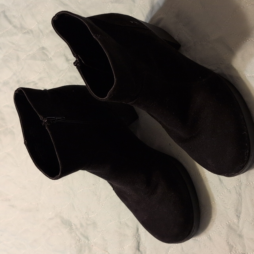 boots - Picture 5 of 5